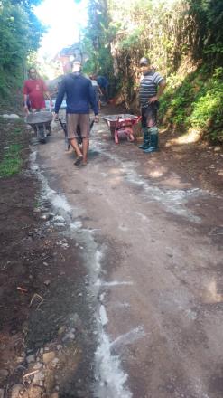 Betonisasi Jalan Tembus Desa Rangdu